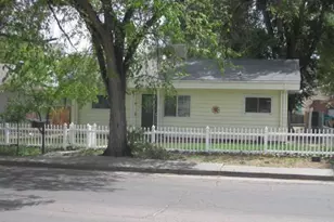 1126 College Ave, Canon City, CO 81212 - Photo 2
