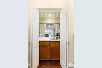 2552 E Alameda Avenue #16, Denver, CO 80209 - Photo 8