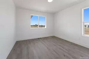 731 Shoshone St, Strasburg, CO 80136 - Photo 16