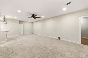 9427 E 51st Dr, Denver, CO 80238 - Photo 32