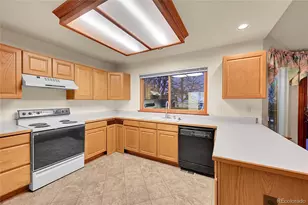 9648 Bellmore Pl, Littleton, CO 80126 - Photo 10