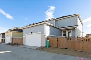 24197 E 53rd Dr, Aurora, CO 80019 - Photo 4