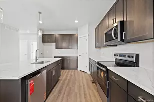 24197 E 53rd Dr, Aurora, CO 80019 - Photo 6