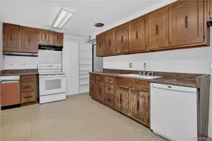 8395 W 17th Ave, Lakewood, CO 80214 - Photo 12