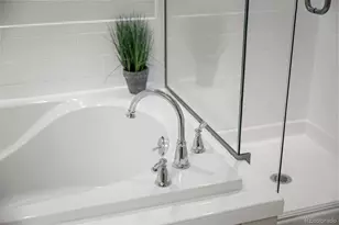 1408 E Nichols Cir, Centennial, CO 80122 - Photo 34