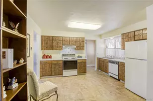 2448 S Holland Ct, Lakewood, CO 80227 - Photo 6