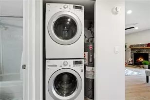 2575 S Syracuse Way, Denver, CO 80231 - Photo 8