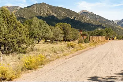 427 S Hemlock Street, Crestone, CO 81131 - Photo 2