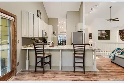 8266 S Logan Court, Littleton, CO 80122 - Photo 4