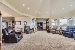 2981 Rock Cir, Elizabeth, CO 80107 - Photo 4