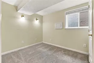 10550 W 104th Pl, Broomfield, CO 80021 - Photo 32