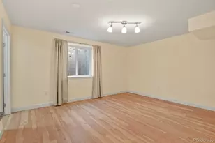 20734 E Peakview Pl, Aurora, CO 80016 - Photo 32
