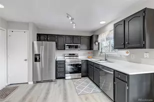 710 Howe Ct, Castle Rock, CO 80104 - Photo 6