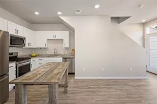 1033 Oak Cir, Lakewood, CO 80215 - Photo 10