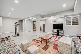 2058 E Phillips Pl, Centennial, CO 80122 - Photo 18