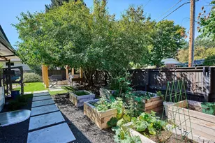 2700 E Bates Ave, Denver, CO 80210 - Photo 44