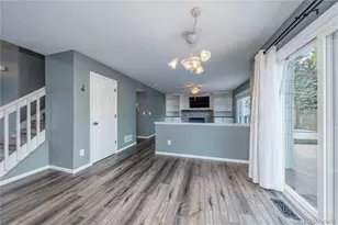 5519 S Versailles St, Aurora, CO 80015 - Photo 12