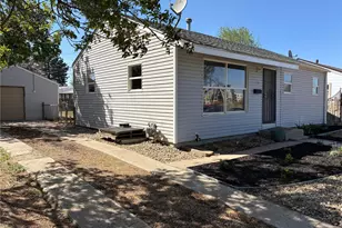 1989 Beeler St, Aurora, CO 80010 - Photo 6