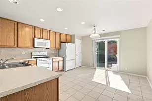 5526 Lewiston St, Denver, CO 80239 - Photo 6
