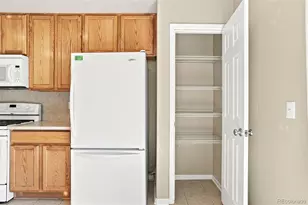 5526 Lewiston St, Denver, CO 80239 - Photo 8