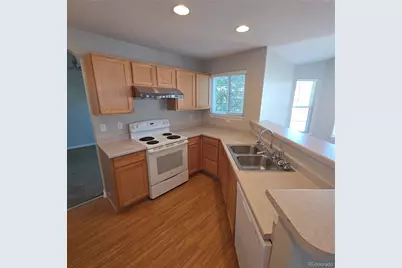 2866 S Tower Way, Aurora, CO 80013 - Photo 4