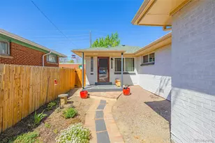 3351 Jasmine St, Denver, CO 80207 - Photo 2