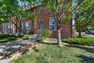 23372 E Chenango Pl, Aurora, CO 80016 - Photo 4
