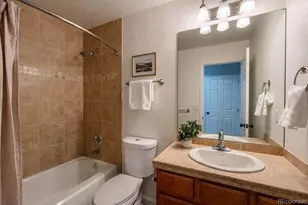 5667 W Green Meadows Pl, Denver, CO 80227 - Photo 24