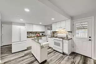 8438 Fenton St, Arvada, CO 80003 - Photo 12