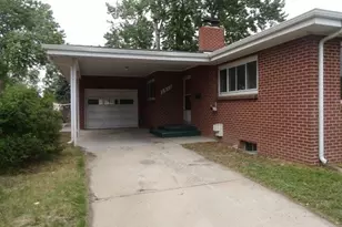 3015 Quebec St, Denver, CO 80207 - Photo 2