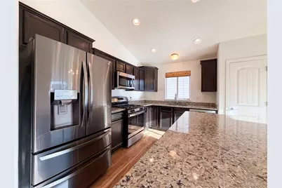 2403 Tabor Street, Berthoud, CO 80513 - Photo 2