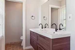 6587 S Helena St, Centennial, CO 80016 - Photo 18