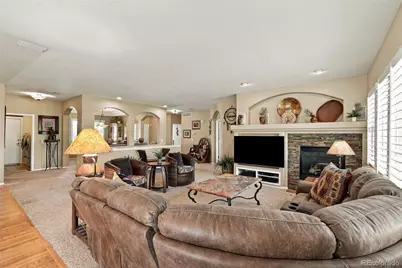 8161 S Quatar Circle, Aurora, CO 80016 - Photo 12