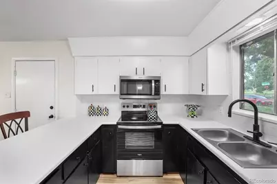 1818 Maplewood Drive, Pueblo, CO 81005 - Photo 6