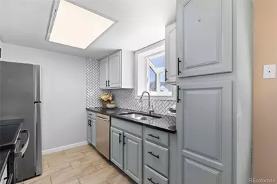 8706 W 86th Drive, Arvada, CO 80005 - Photo 18