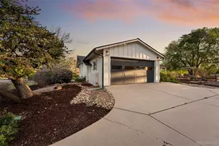 5825 Bell Flower Dr, Littleton, CO 80123 - Photo 44