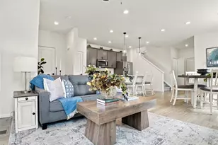 4317 S Netherland Ct, Aurora, CO 80015 - Photo 4