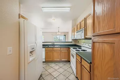 252 Quari Street, Aurora, CO 80011 - Photo 12