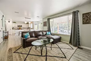 19978 E Garden Dr, Centennial, CO 80015 - Photo 16