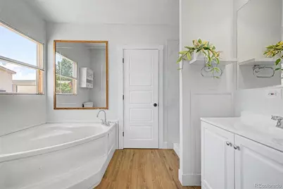 10598 Barron Circle, Longmont, CO 80504 - Photo 16