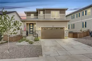 943 Oleander St, Castle Rock, CO 80109 - Photo 2