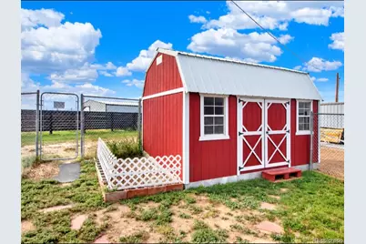 1191 N County Road 157, Strasburg, CO 80136 - Photo 2