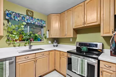 452 S Robb Way, Lakewood, CO 80226 - Photo 14