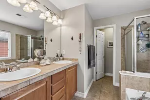 2658 N Florence St, Denver, CO 80238 - Photo 16