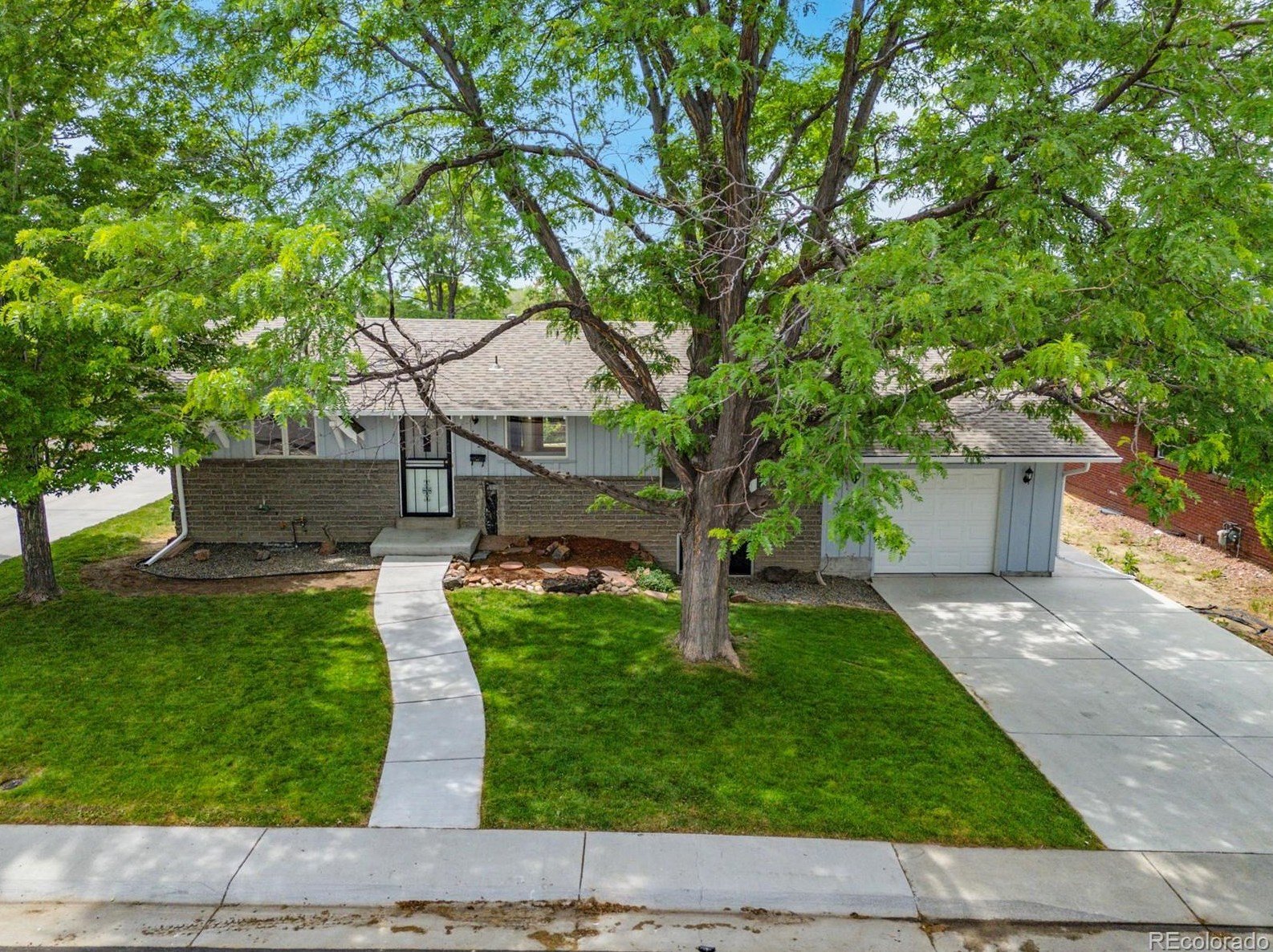 6302 61st Pl, Arvada CO  80003-5049 exterior