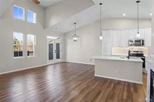 6701 S Versailles Way, Aurora, CO 80016 - Photo 6