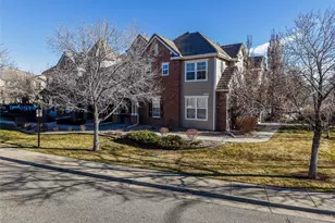 6701 S Versailles Way, Aurora, CO 80016 - Photo 34