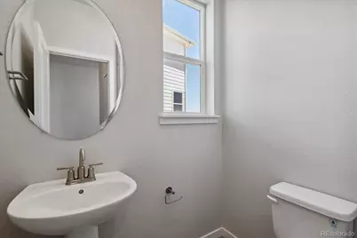 3374 N Irvington Street, Aurora, CO 80019 - Photo 10