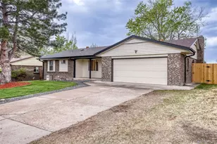 2123 S Olathe St, Aurora, CO 80013 - Photo 1