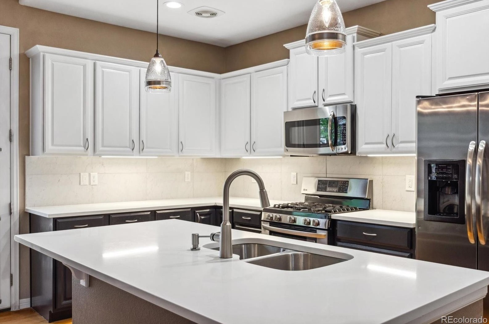 16045 Savory Cir, Parker CO 80134-7704 exterior